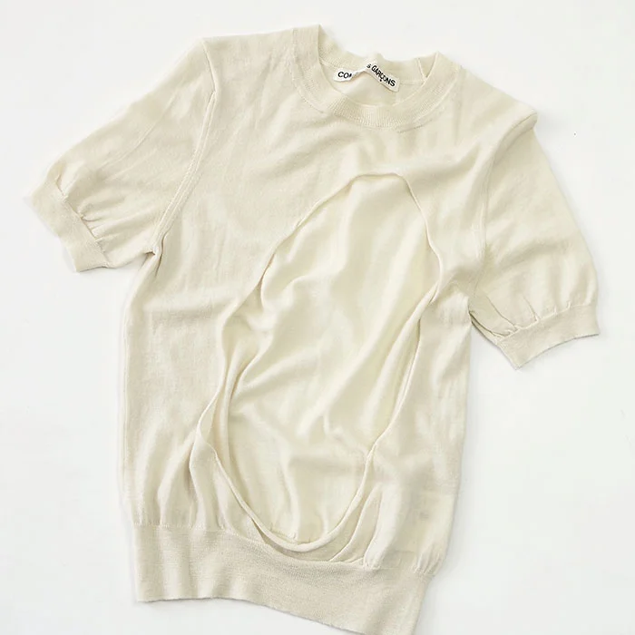 sweater-white